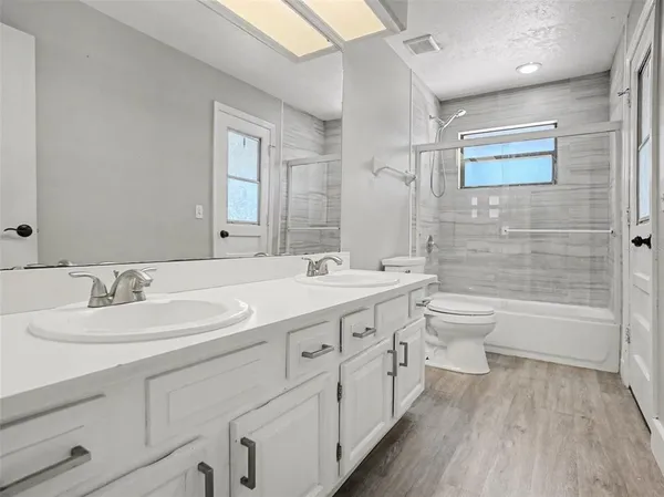 $790,000 | 8634 Whispering Willow Court, Orlando, FL 32835