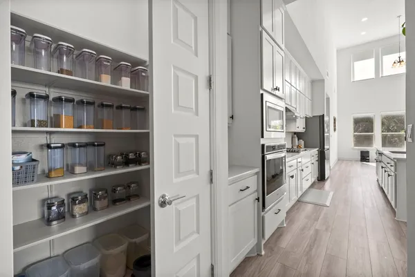 $799,999 | 713 Palamos Drive, Leander, TX 78641