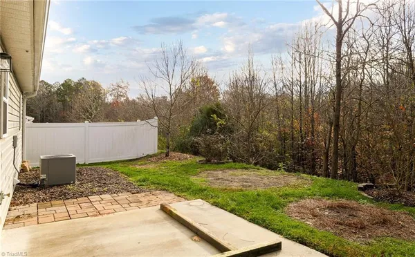 $300,000 | 5519 Misty Hill Circle, Clemmons, NC 27012