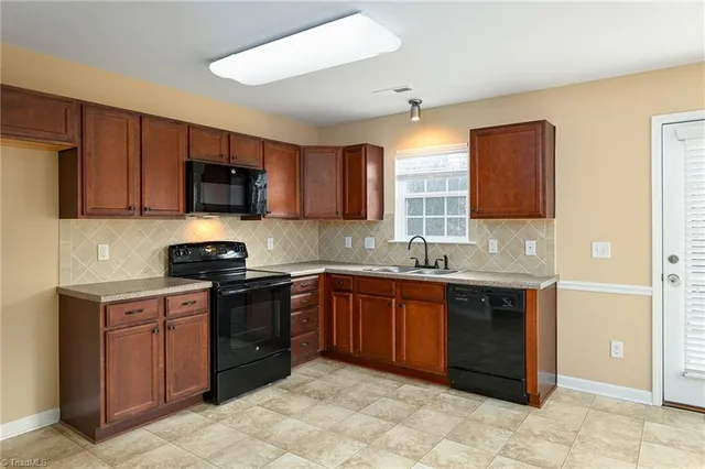 $300,000 | 5519 Misty Hill Circle, Clemmons, NC 27012