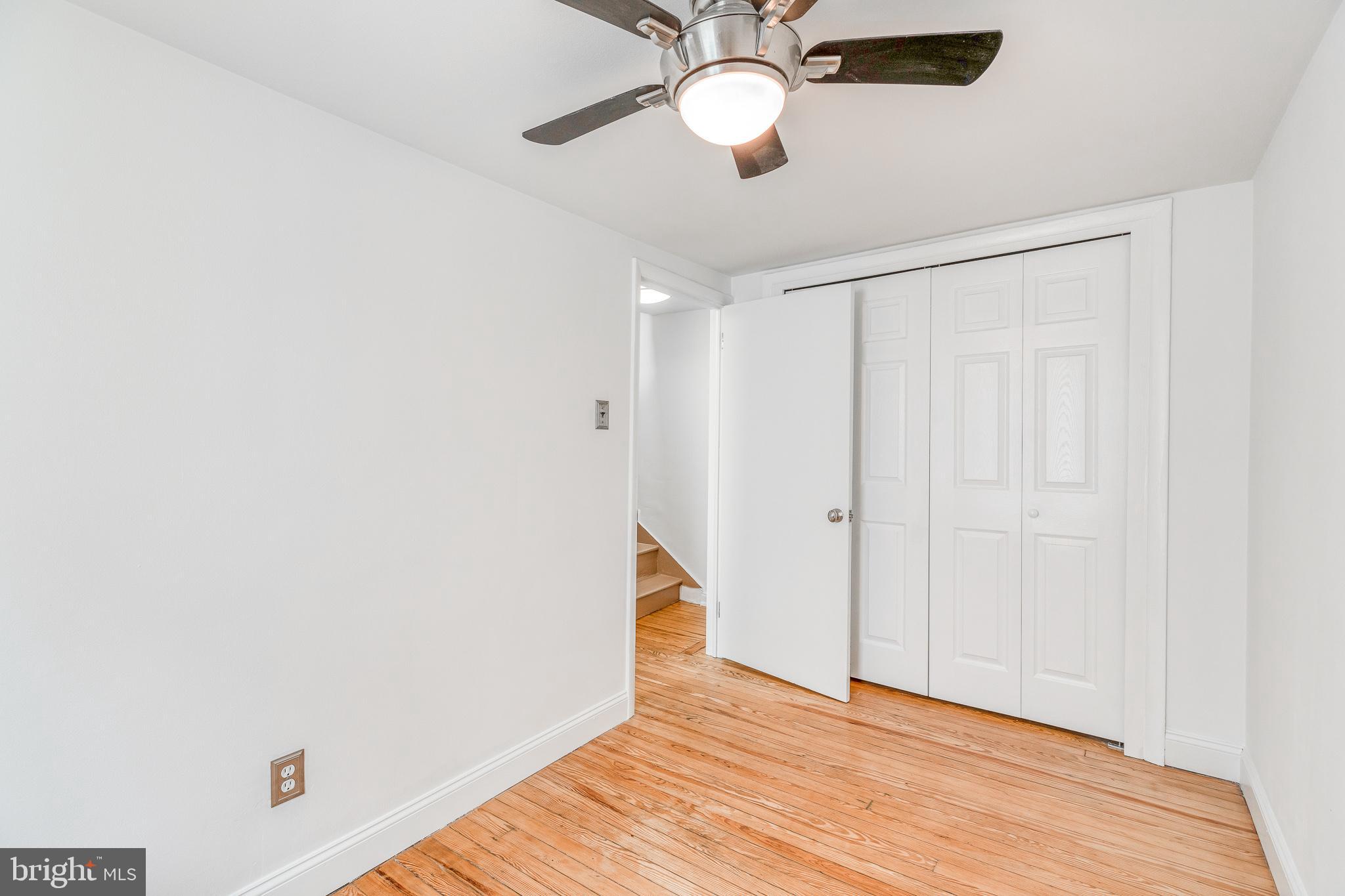 1136 Waverly Street, Unit R Philadelphia, PA 19147 - Photo 8 of 23 Second floor bedroom.