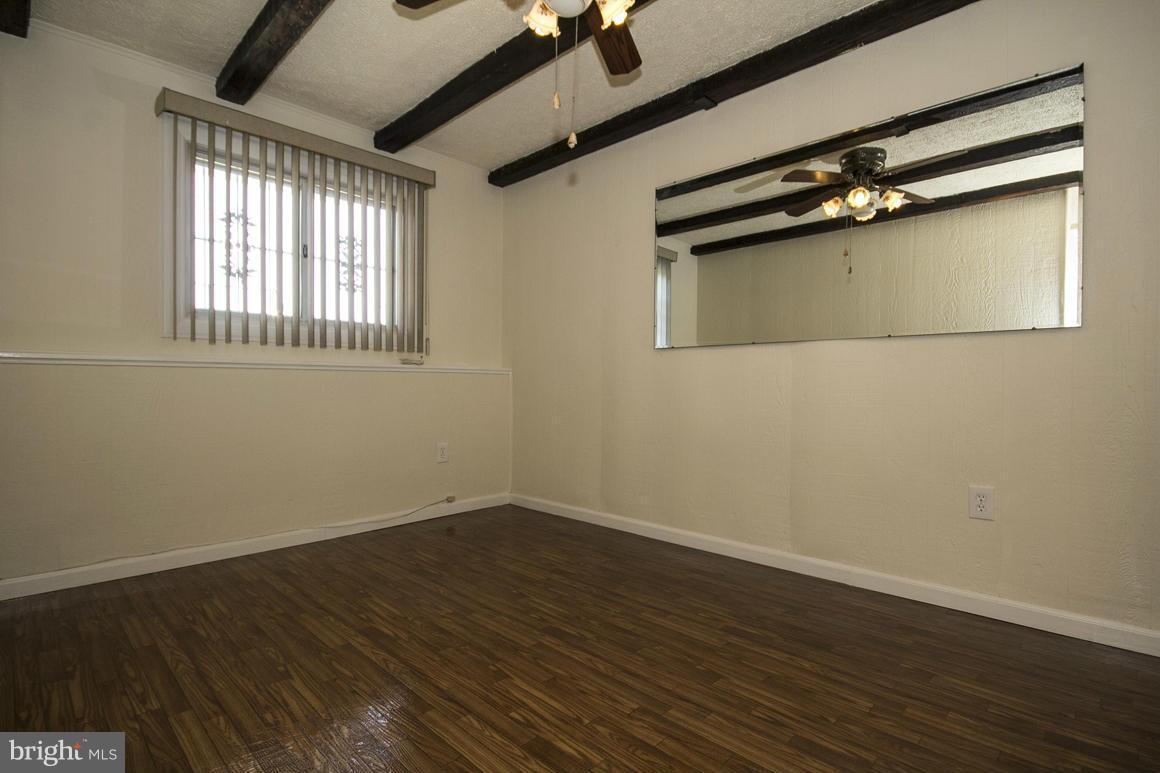 9701 Conmar Road Baltimore, MD 21220 - Photo 18 of 25 Family Room