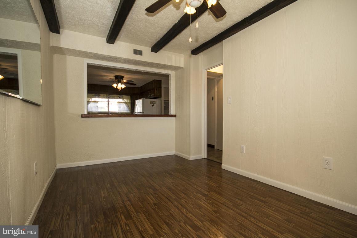 9701 Conmar Road Baltimore, MD 21220 - Photo 19 of 25 Family Room