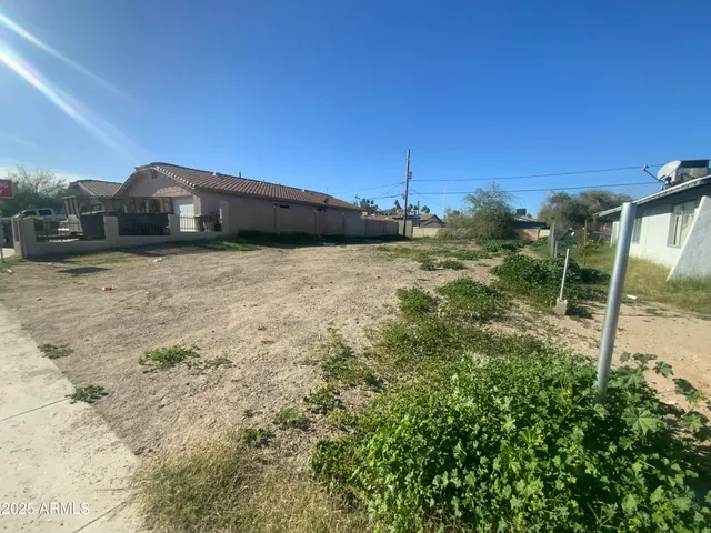 $136,000 | 8610 South Calle Maravilla, Unit 3, Guadalupe, AZ 85283
