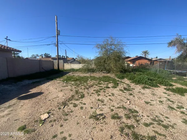 $125,000 | 8610 South Calle Maravilla, Unit 3, Guadalupe, AZ 85283