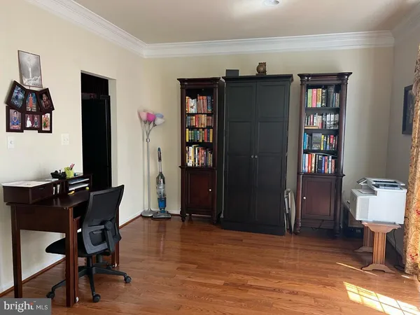 $3,900 | 12176 Bridgend Run, Fairfax, VA 22030