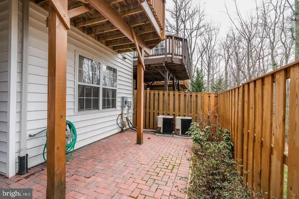 $3,900 | 12176 Bridgend Run, Fairfax, VA 22030