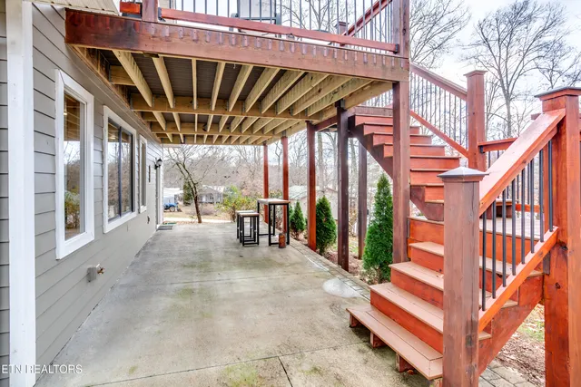 $714,900 | 157 Helms Ferry Road, Sharps Chapel, TN 37866