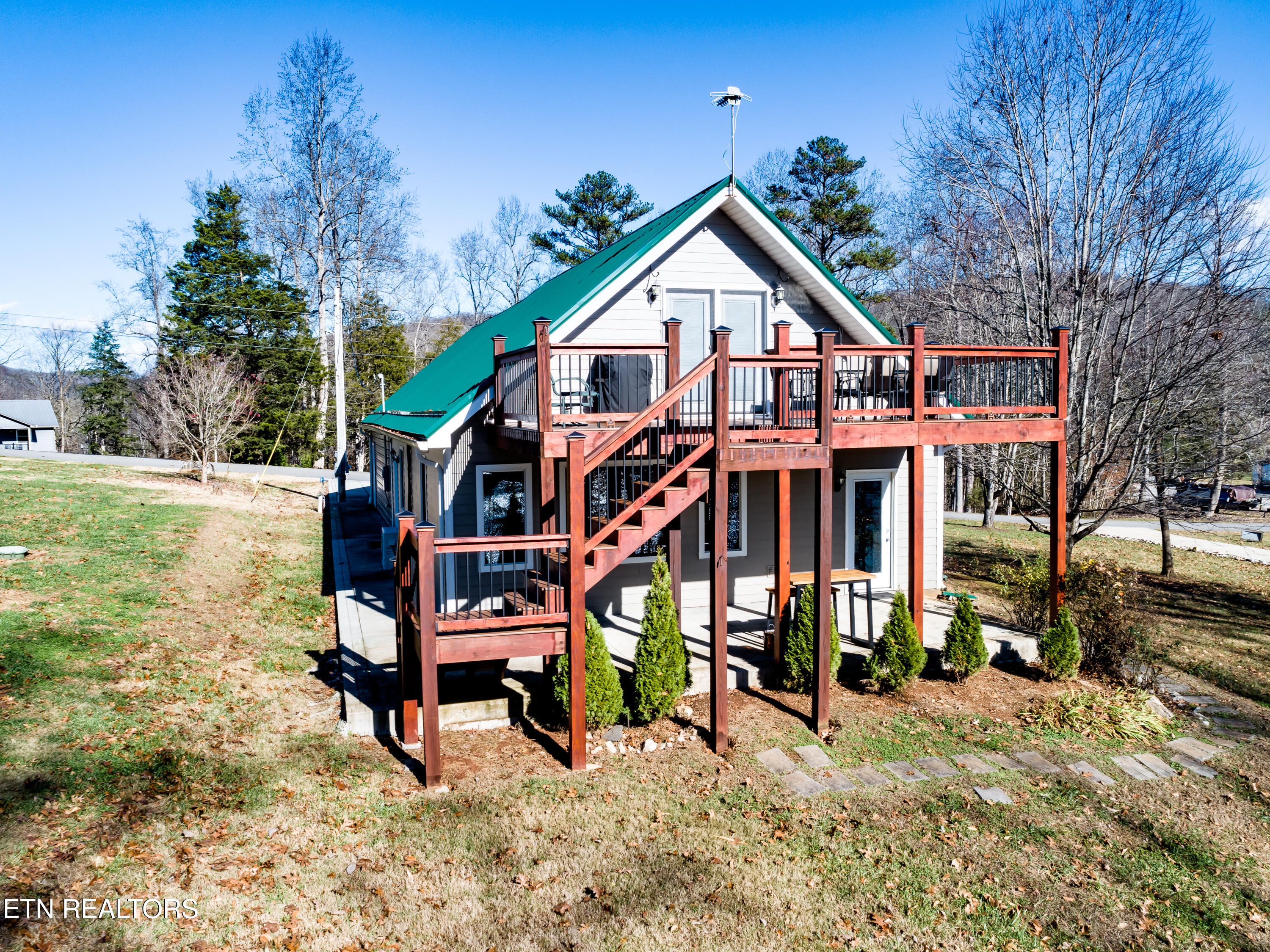157 Helms Ferry Road Sharps Chapel, TN 37866 - Photo 3 of 60 004251127-1-157HelmsFerryRdSharpsChapelT