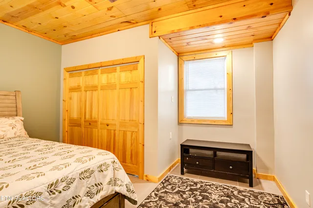 $714,900 | 157 Helms Ferry Road, Sharps Chapel, TN 37866