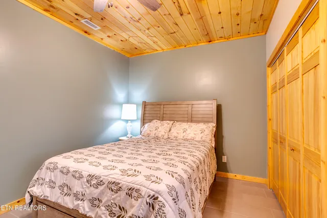 $714,900 | 157 Helms Ferry Road, Sharps Chapel, TN 37866