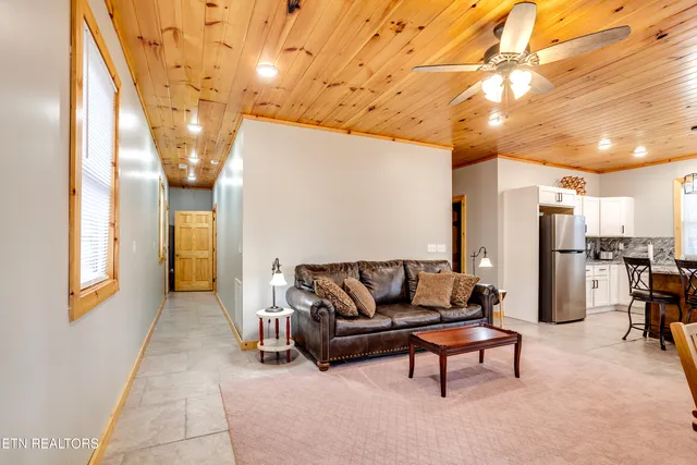 $714,900 | 157 Helms Ferry Road, Sharps Chapel, TN 37866