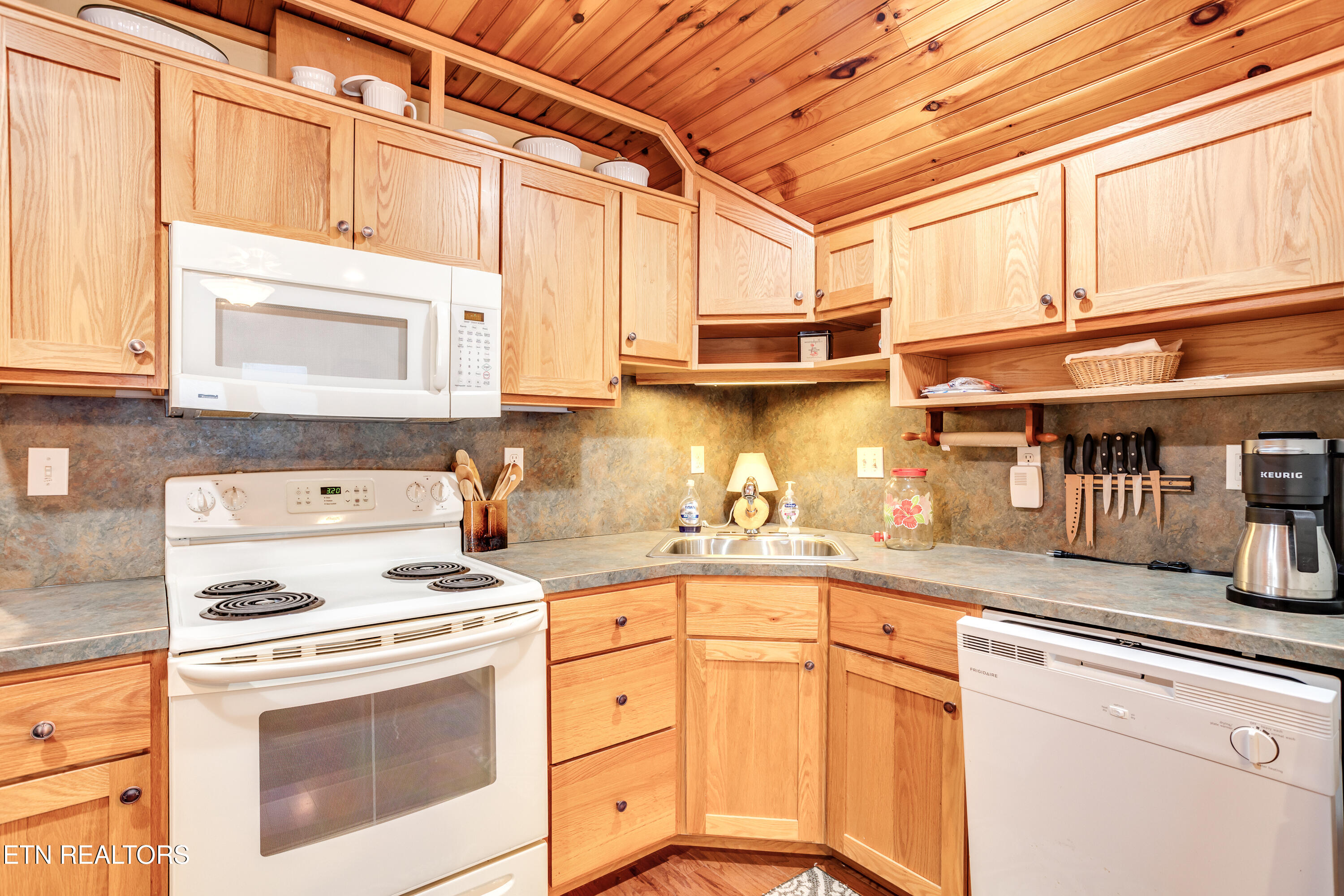 157 Helms Ferry Road Sharps Chapel, TN 37866 - Photo 50 of 60 061251127-1-157HelmsFerryRdSharpsChapelT