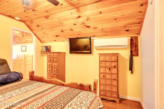 $714,900 | 157 Helms Ferry Road, Sharps Chapel, TN 37866