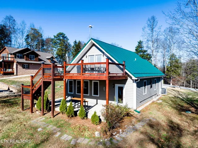 $714,900 | 157 Helms Ferry Road, Sharps Chapel, TN 37866