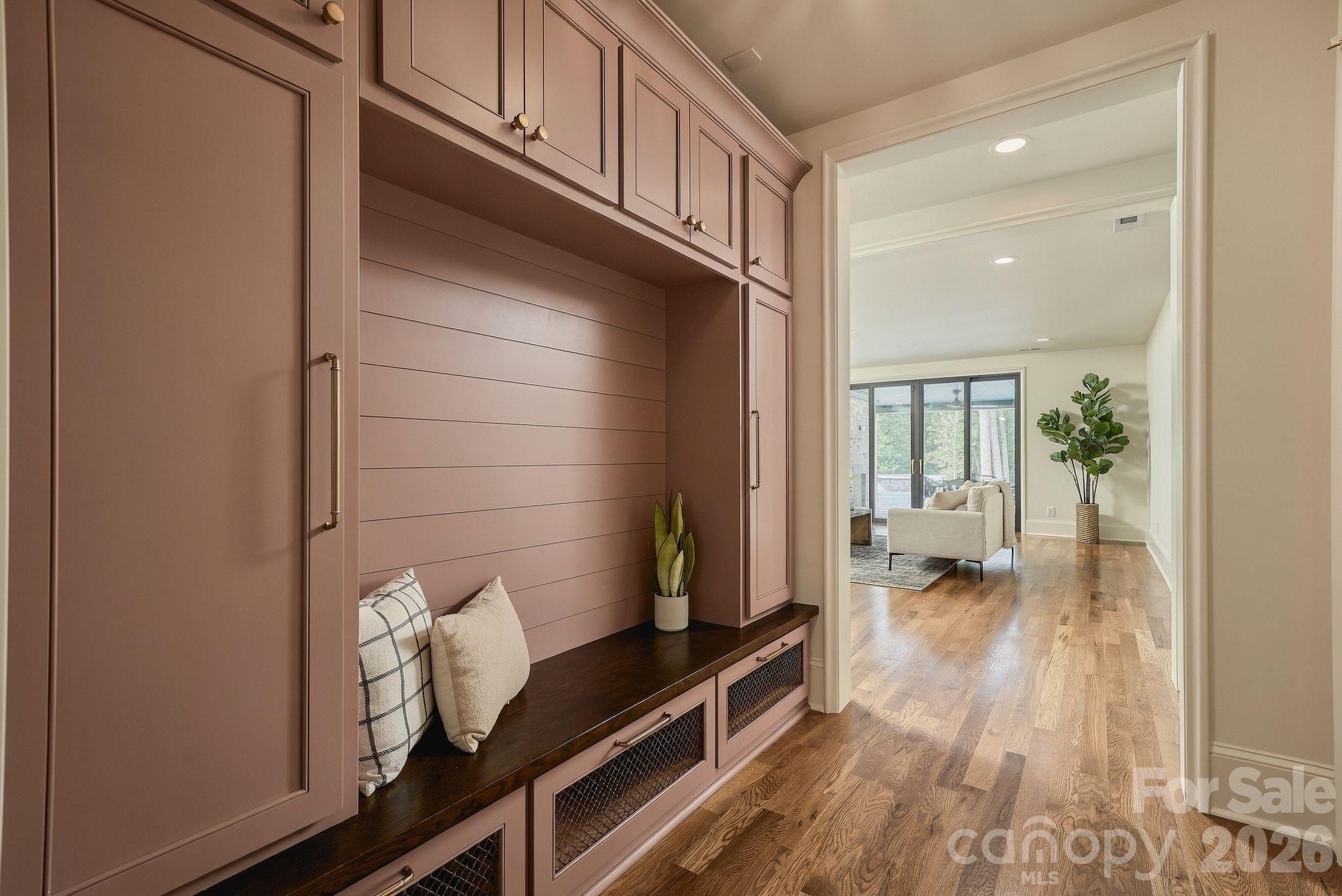 122 Lansdowne Road Charlotte, NC 28270 - Photo 38 of 44 Gallery Image 38