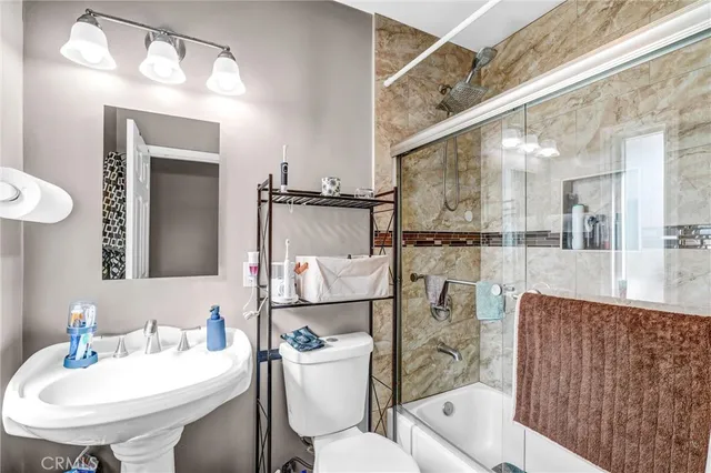 $850,000 | 1605 251st Street, Harbor City, CA 90710