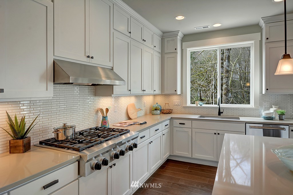 9317 Northeast 173rd Street Bothell, WA 98011 - Photo 8 of 23