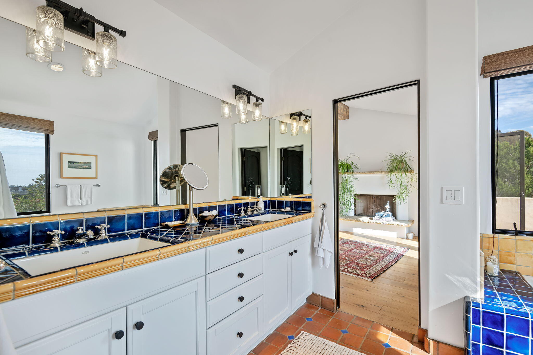 1011 Rinconada Road, Unit H Santa Barbara, CA 93101 - Photo 19 of 29 Primary Bath 1