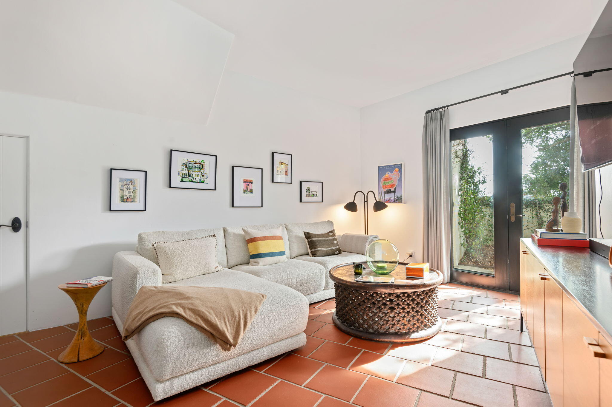 1011 Rinconada Road, Unit H Santa Barbara, CA 93101 - Photo 22 of 29 Room 2