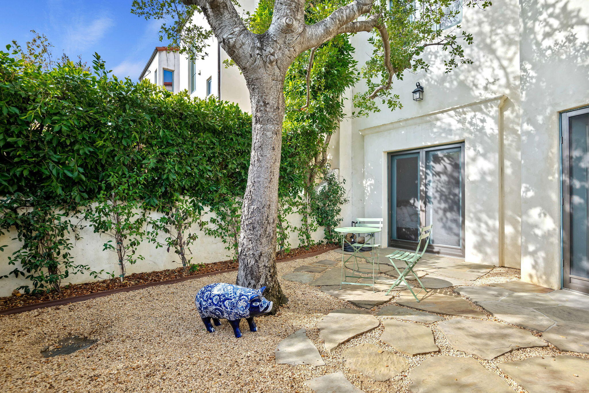 1011 Rinconada Road, Unit H Santa Barbara, CA 93101 - Photo 26 of 29 Back yard 2