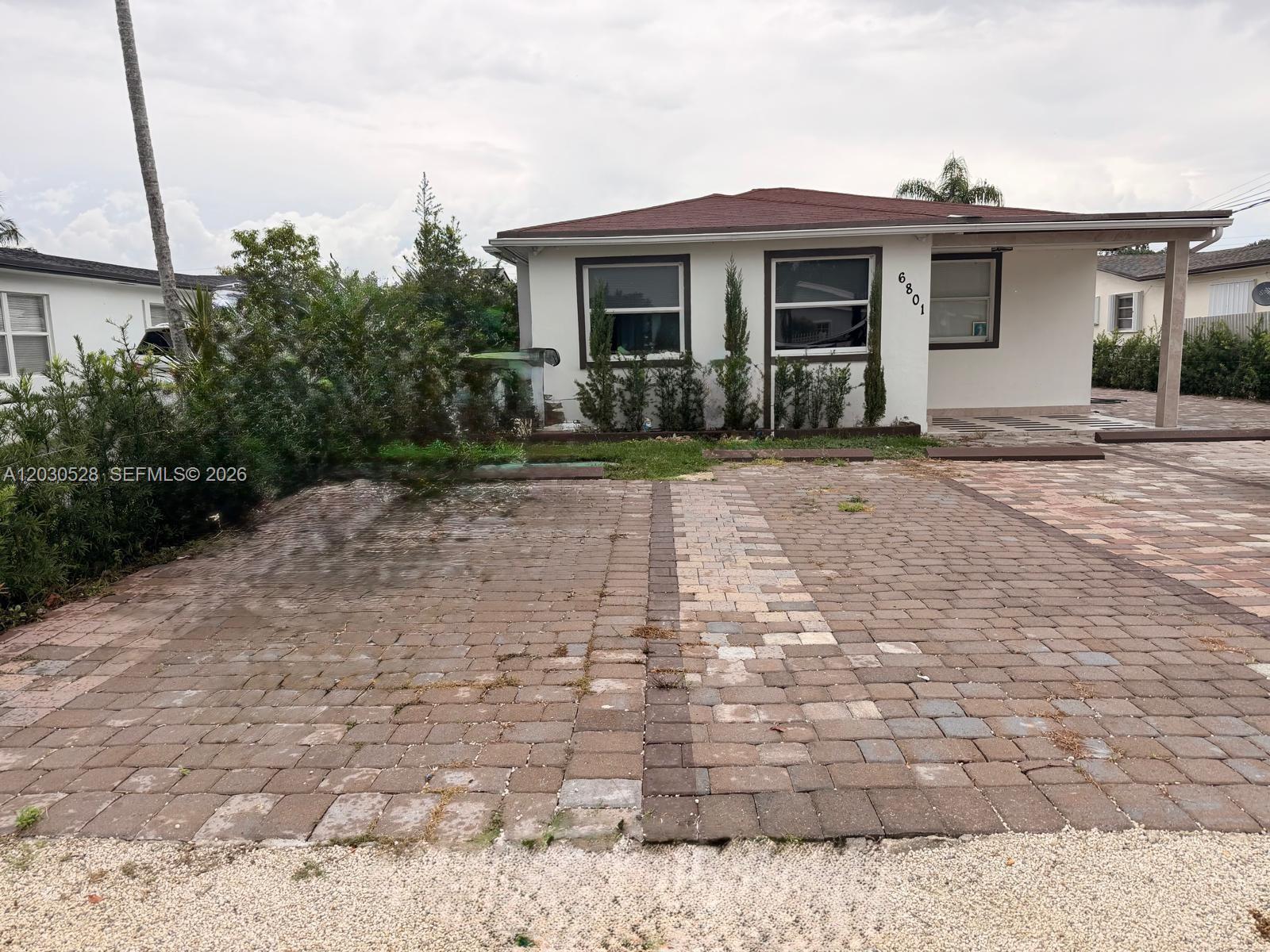 6801 Southwest 22nd Street Miami, FL 33155 - Photo 2 of 17
