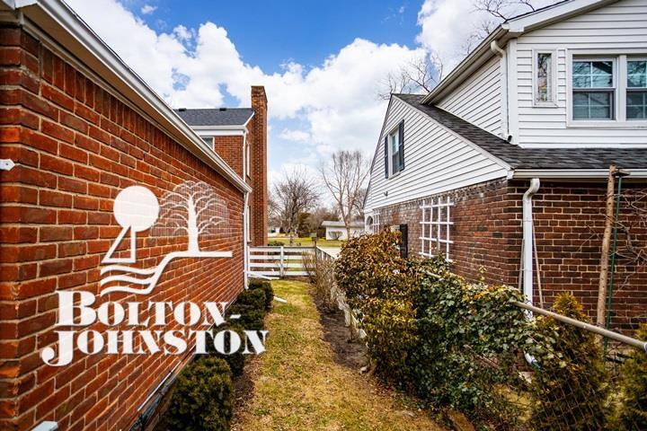 1341 South Oxford Road Grosse Pointe, MI 48236 - Photo 37 of 41 50102168-36.JPG