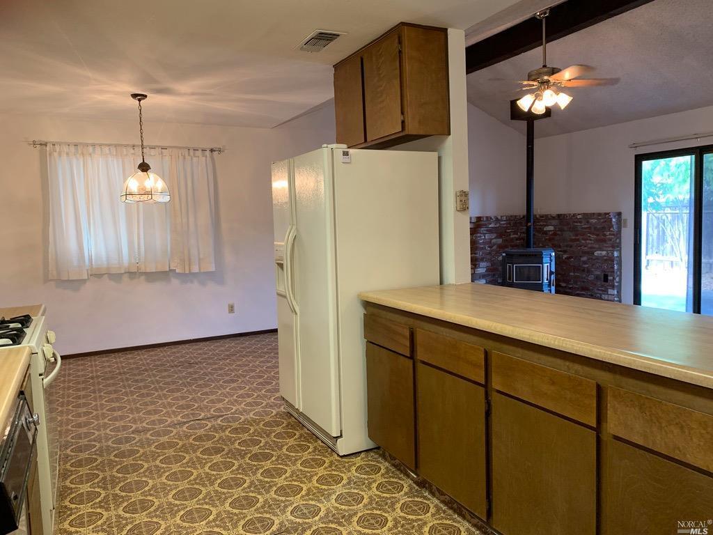 4340 Racetrack Road Rocklin, CA 95677 - Photo 9 of 34