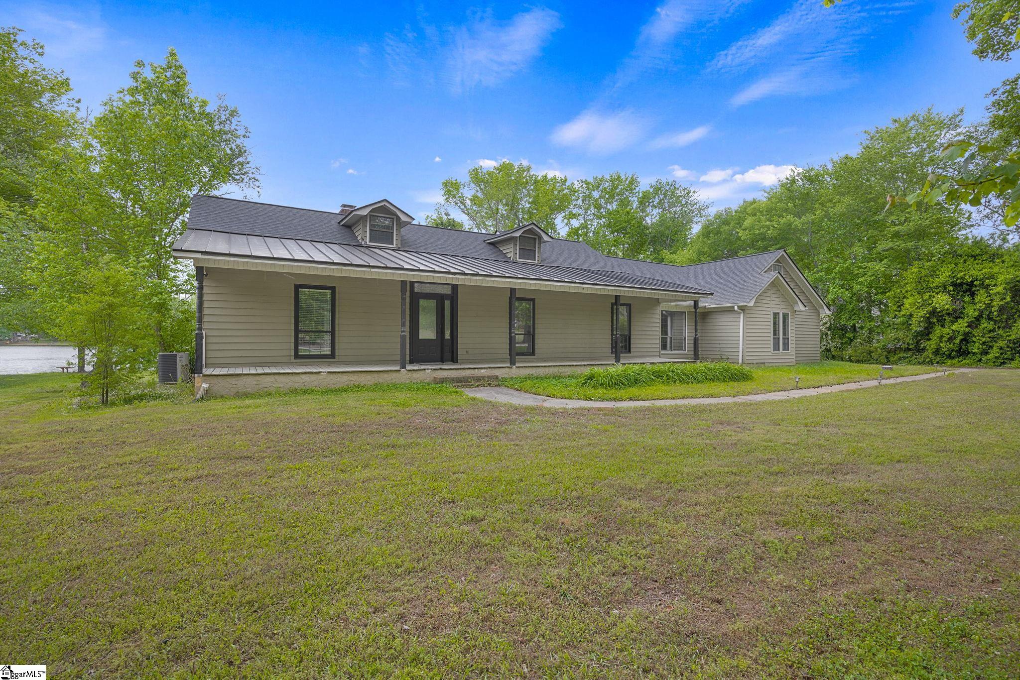 113 Greybridge Road Pelzer, SC 29669 - Photo 3 of 40