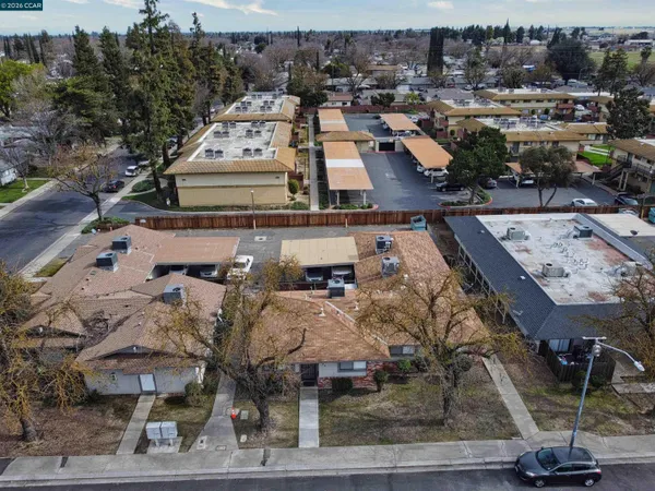 $590,000 | 2508 Haddon Avenue, Modesto, CA 95354