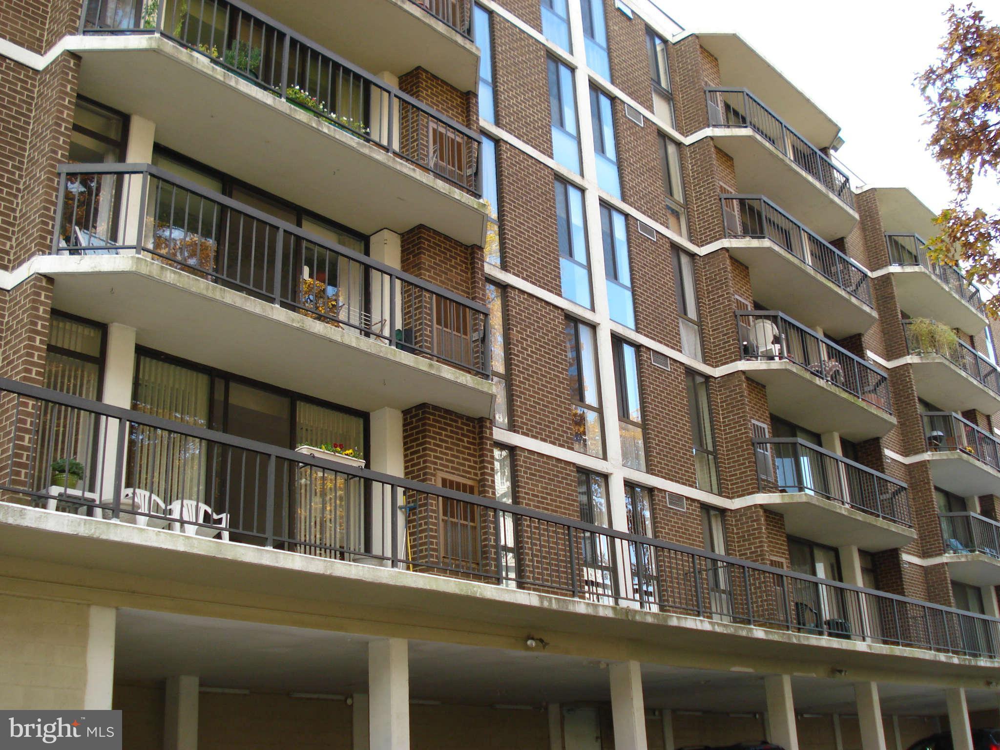 1401 North Rhodes Street, Unit 603 Arlington, VA 22209 - Photo 15 of 16 Exterior Rear