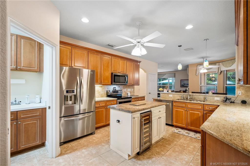 2059 Southwest Panther Trace Stuart, FL 34997 - Photo 11 of 53