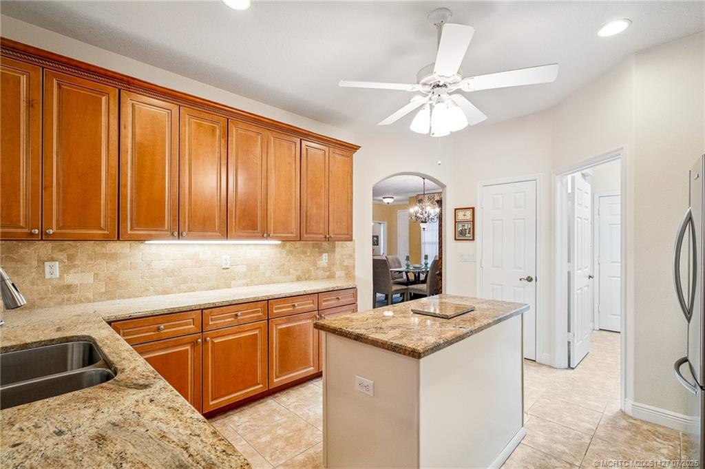 2059 Southwest Panther Trace Stuart, FL 34997 - Photo 13 of 53