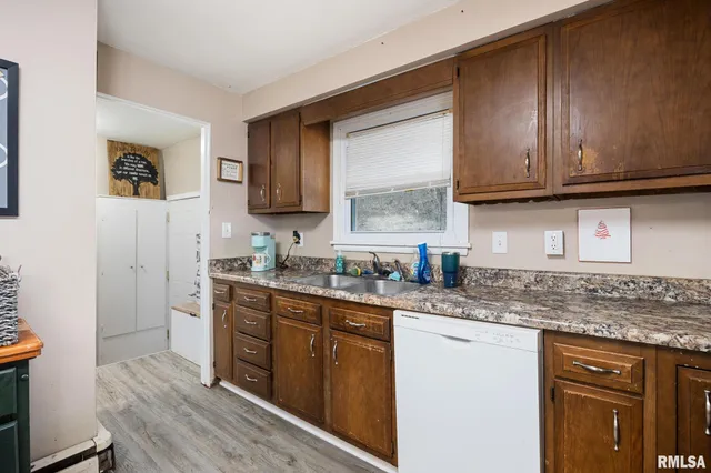 $149,900 | 152 Pekin Avenue, East Peoria, IL 61611