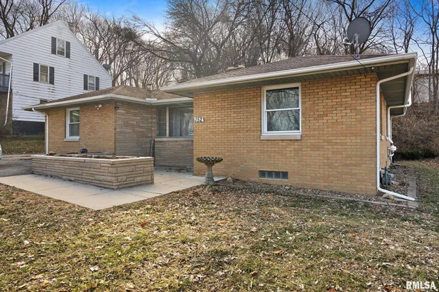 $149,900 | 152 Pekin Avenue, East Peoria, IL 61611