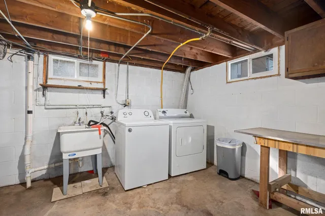 $149,900 | 152 Pekin Avenue, East Peoria, IL 61611