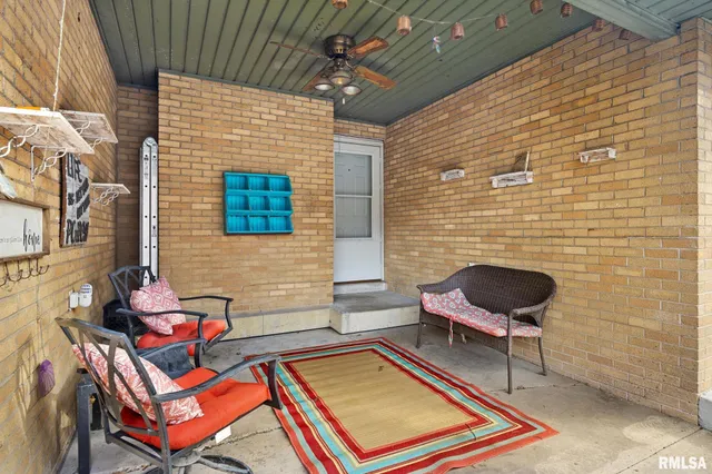 $149,900 | 152 Pekin Avenue, East Peoria, IL 61611