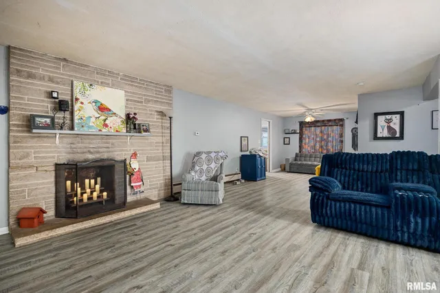 $149,900 | 152 Pekin Avenue, East Peoria, IL 61611