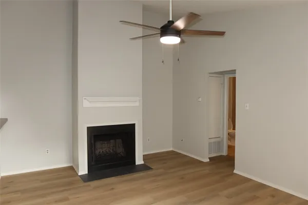 $1,450 | 2511 Bucks Run, Unit A, Austin, TX 78744