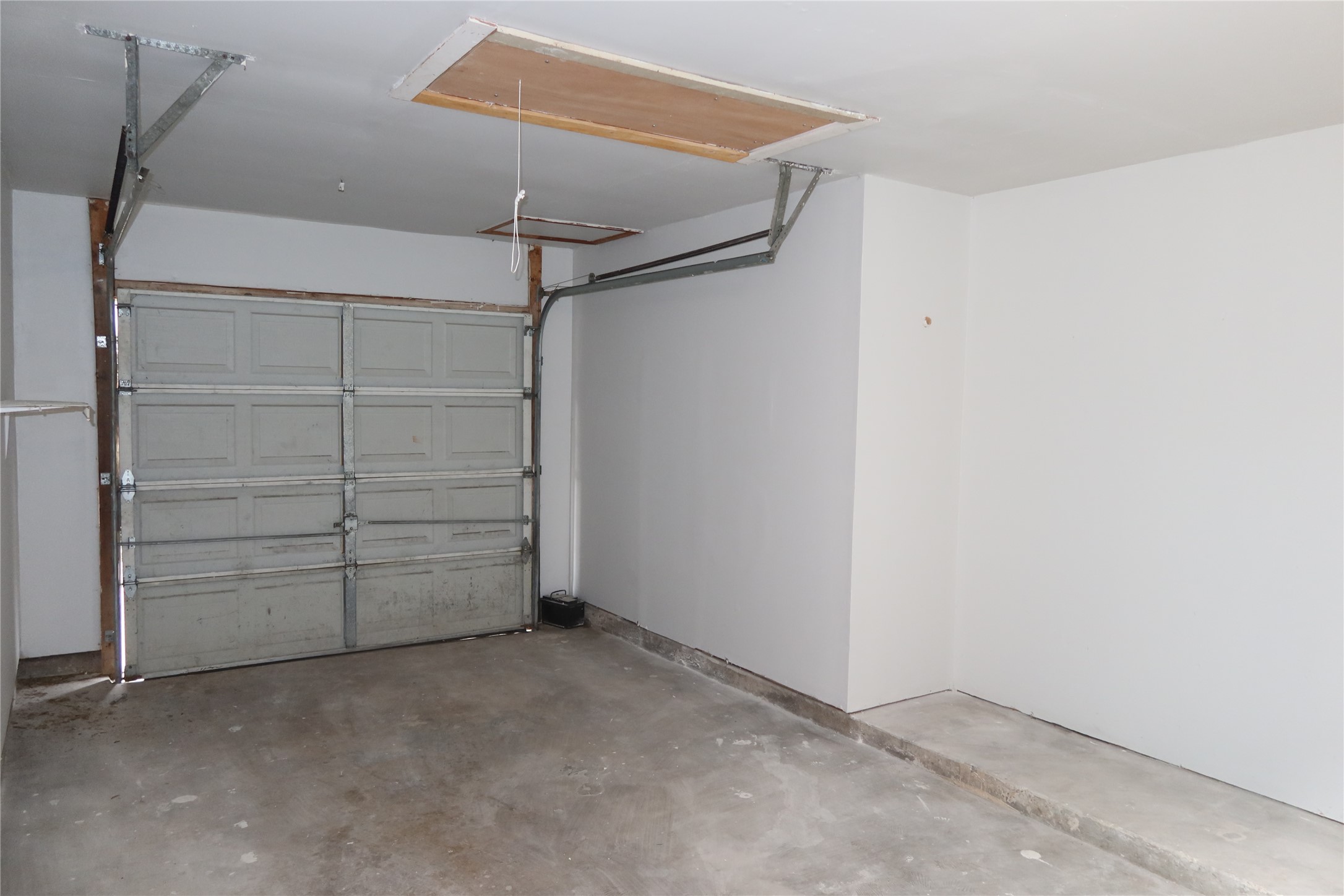 2511 Bucks Run, Unit A Austin, TX 78744 - Photo 22 of 25 View of garage