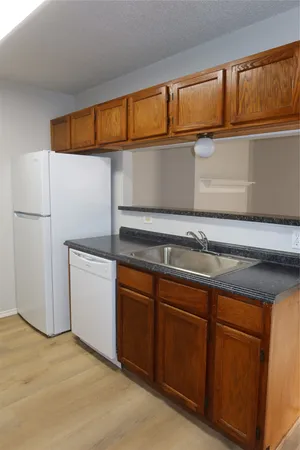 $1,450 | 2511 Bucks Run, Unit A, Austin, TX 78744