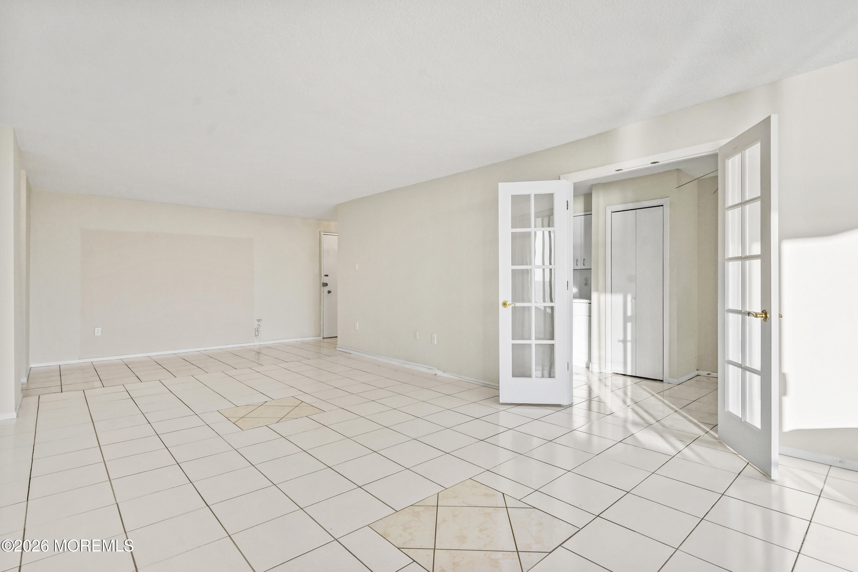787 Ocean Avenue, Unit 608 Long Branch, NJ 07740 - Photo 5 of 31 DSC01019
