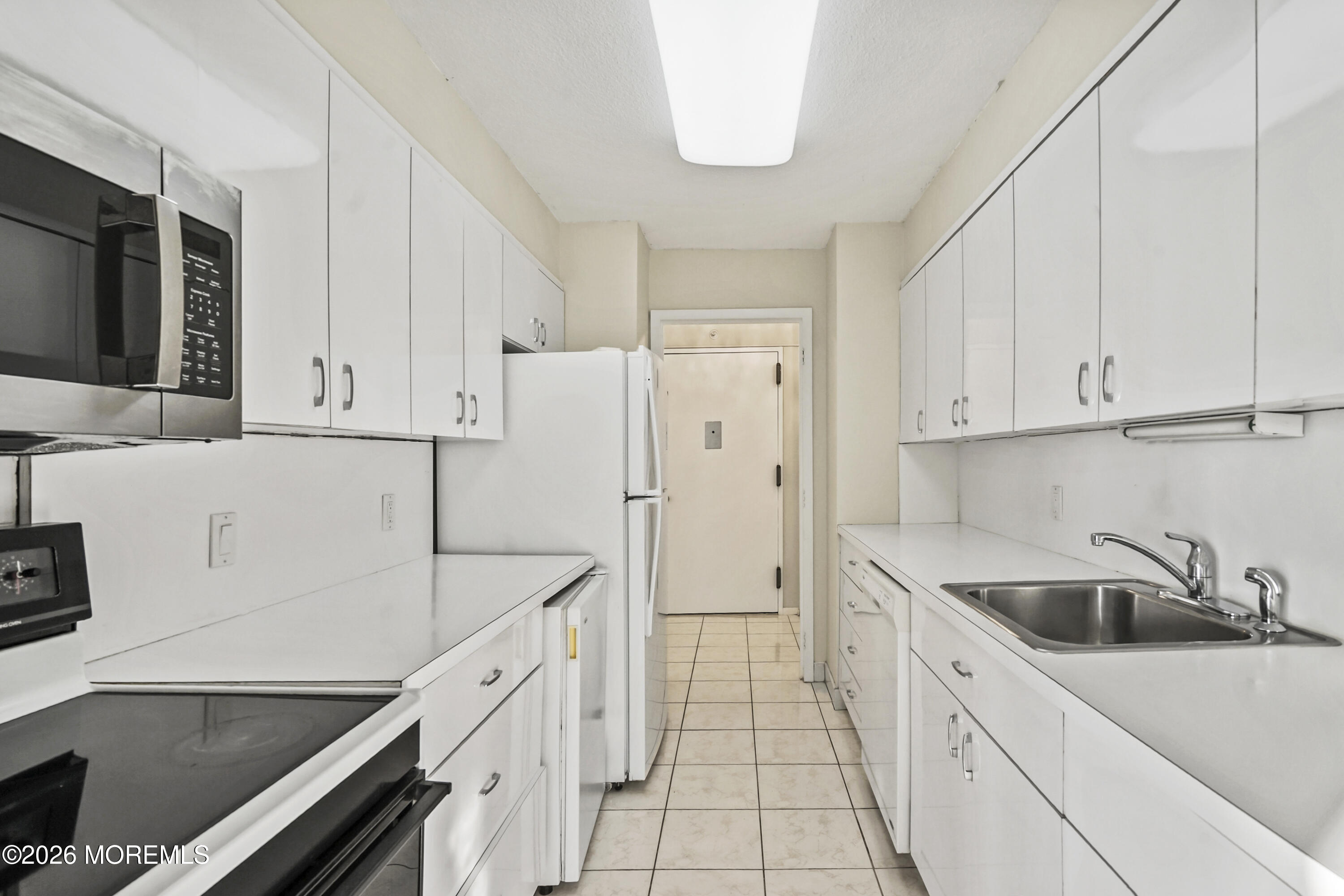 787 Ocean Avenue, Unit 608 Long Branch, NJ 07740 - Photo 6 of 31 DSC01034