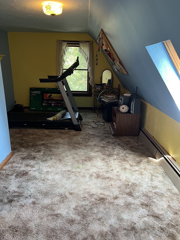 221 Pierce Road West Brookfield, MA 01585 - Photo 19 of 26 a living room with furniture