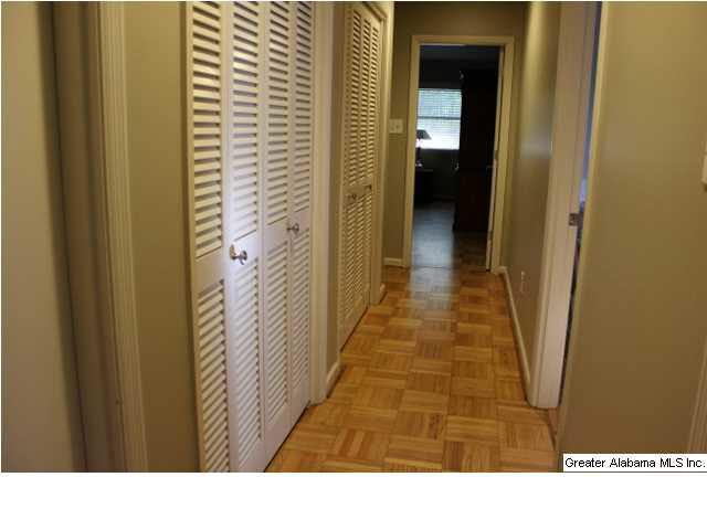 804 Cherokee Drive Sylacauga, AL 35150 - Photo 5 of 23