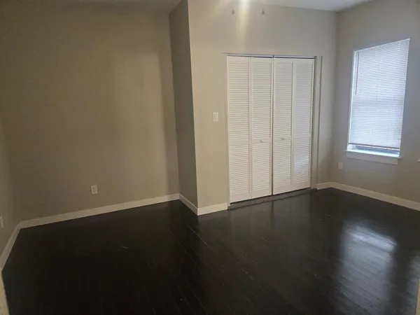 $1,175 | 707 Northwest 4th Avenue, Unit 202, Mineral Wells, TX 76067