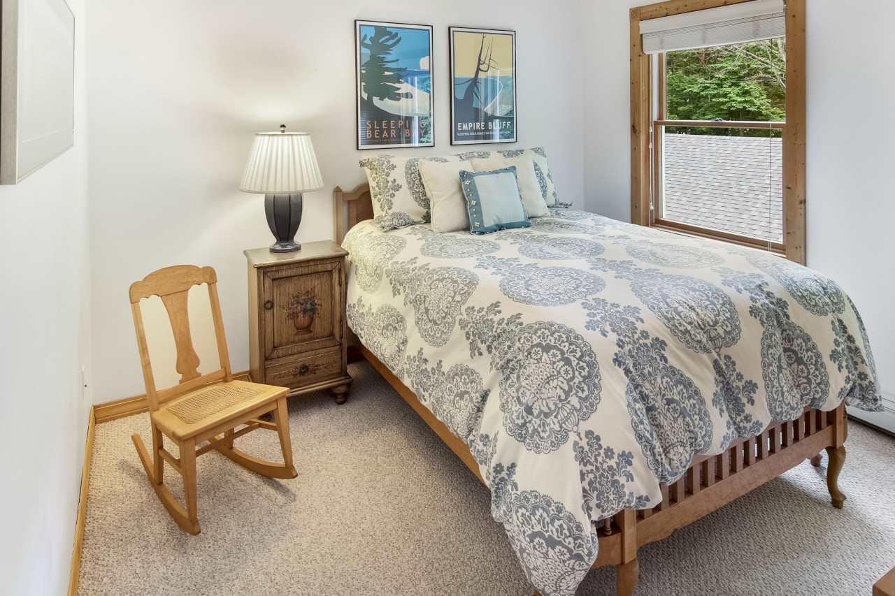 4089 Euclid Road Interlochen, MI 49643 - Photo 20 of 35 1877768-19.JPG
