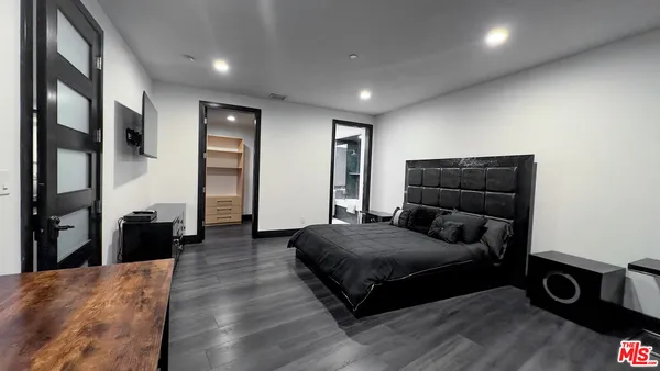$37,950 | 6425 Weidlake Drive, Los Angeles, CA 90068