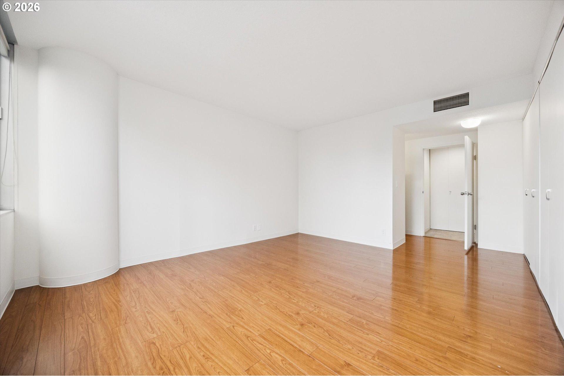 1500 Southwest 5th Avenue, Unit 802 Portland, OR 97201 - Photo 15 of 44 Gallery Image 15
