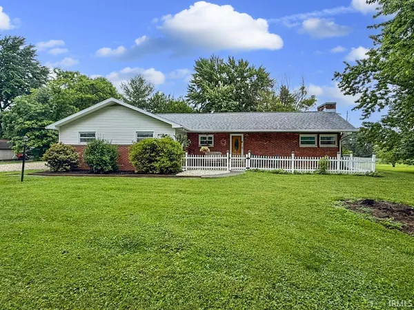 $219,900 | 561 South State Road 57, Oakland City, IN 47660